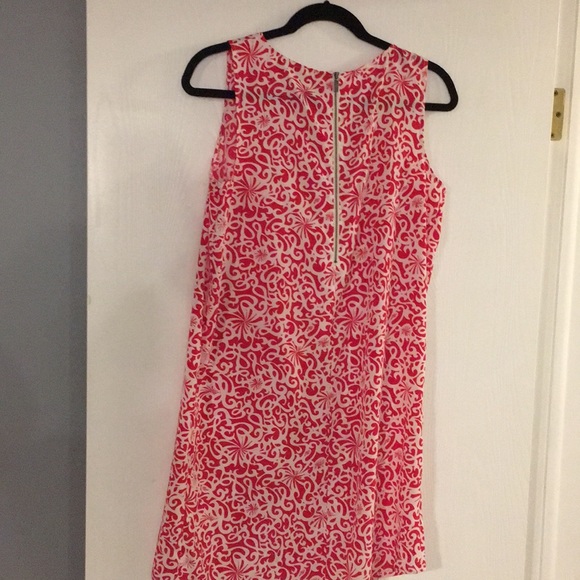 Red and white pattern sheath dress - Picture 2 of 4